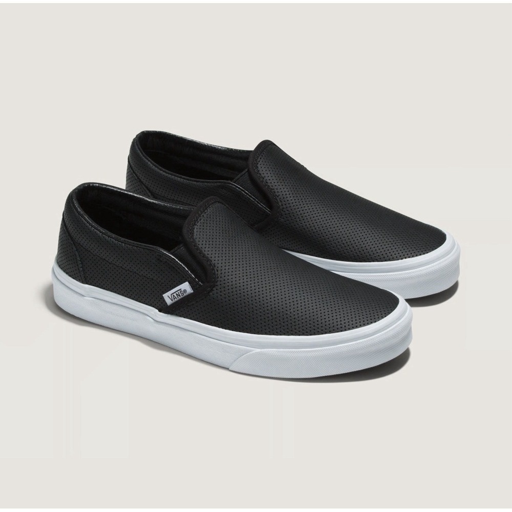 Vans Classic Slip On Women's 8‎ Black Perf Leather 721356 Skateboarding